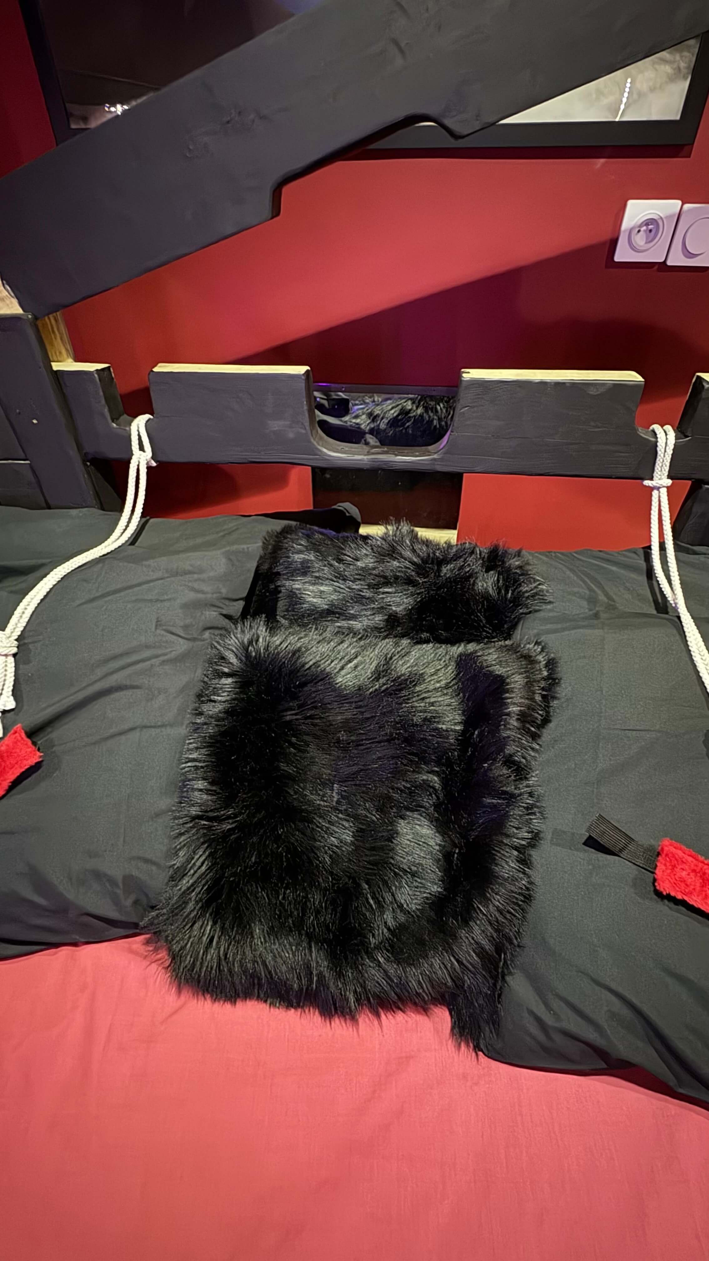 Love Room - Le lit avec miroir